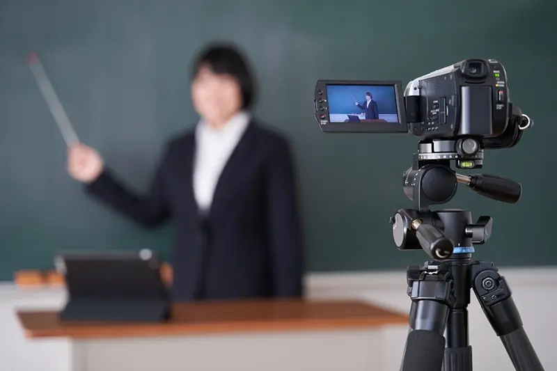 双方向型授業とは?オンライン授業の形式と特徴を解説