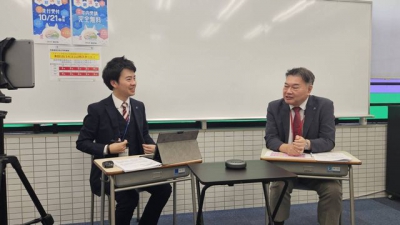 ▲中学受験専門「創学アカデミー」西神南校の堀校長も参加！トークショーを繰り広げました！