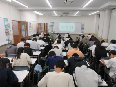 中学校別にテスト対策中！